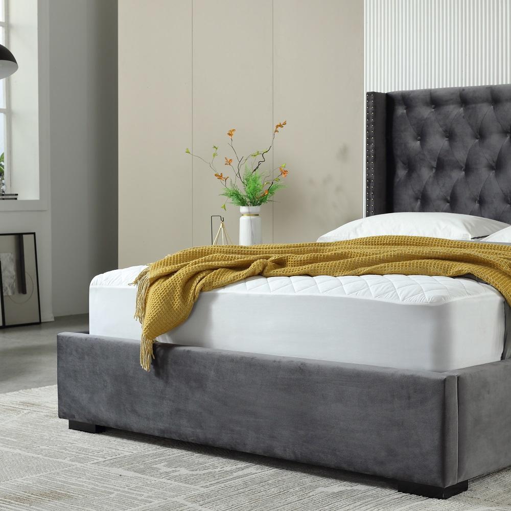 MB3613ZT |  Luxury grand style Button Design upholstered Bed with wingback headboard