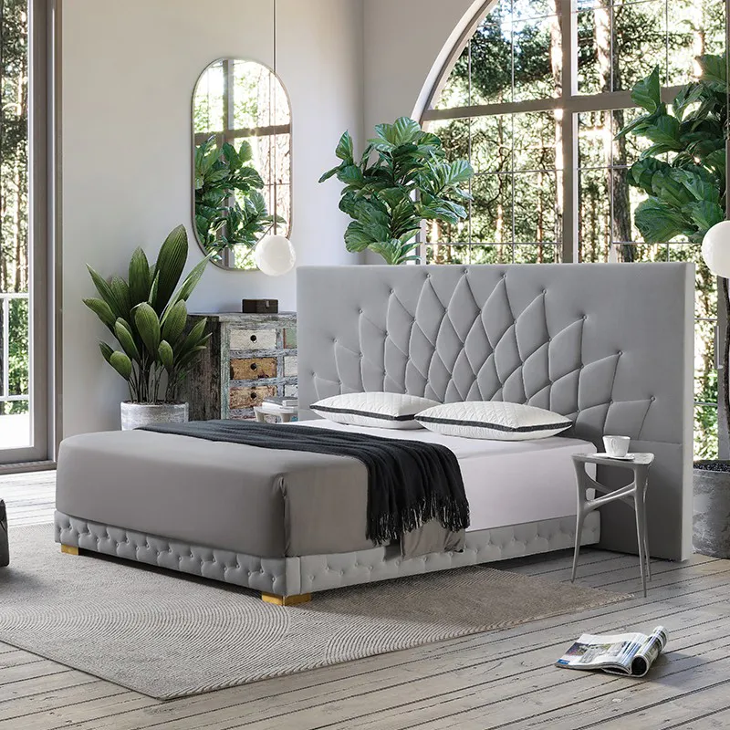 MB3683ZT Royal Grand Tufted upholstered bed with strong base King size - JLH Furniture