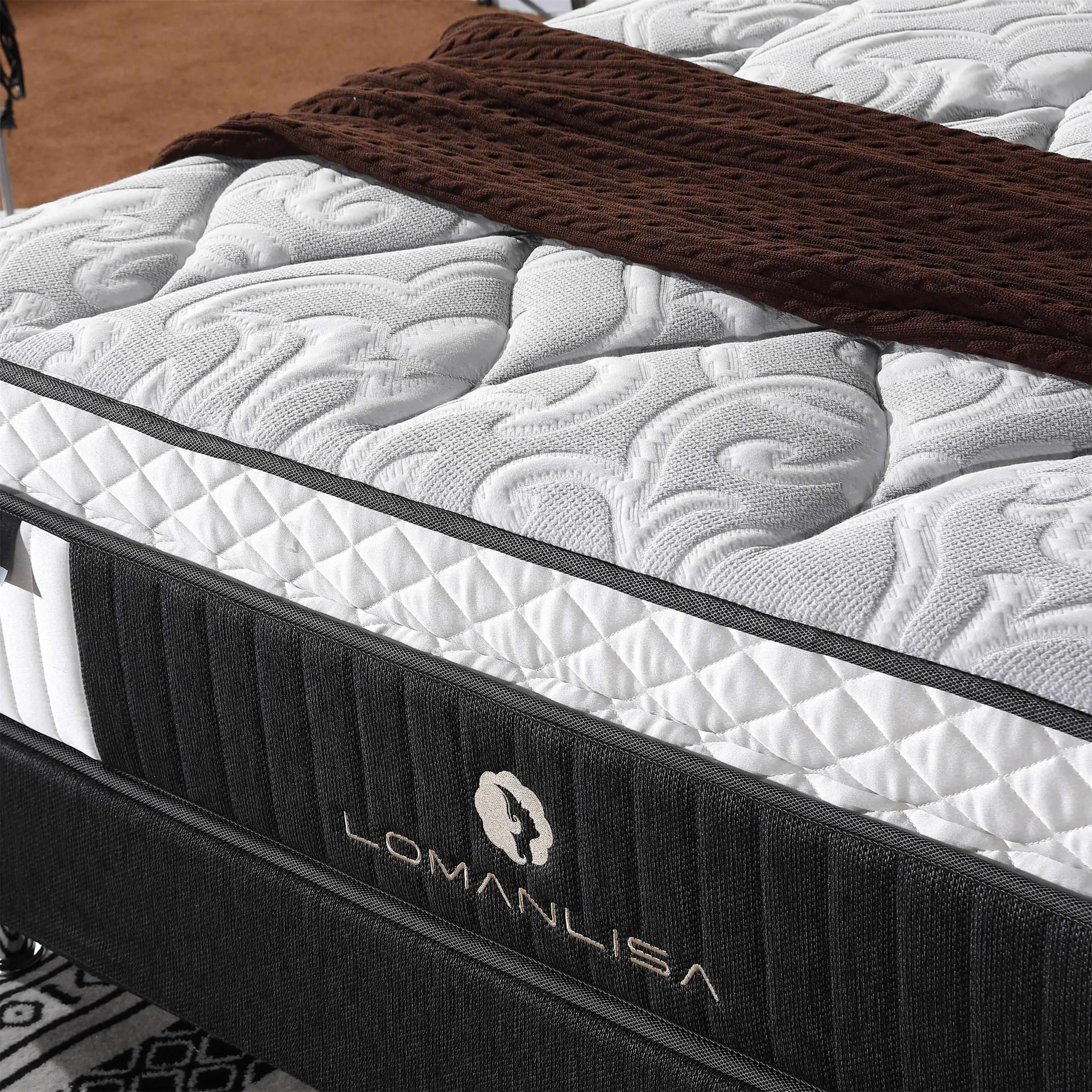 Double Layers 5 Zoned Pocket Spring Mattress Luxury Design With Convoluted Foam