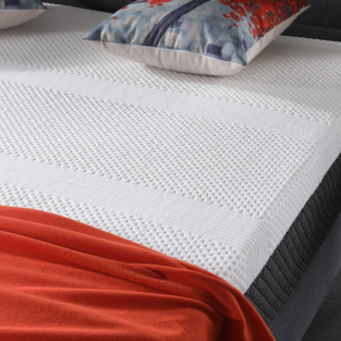 00FK-14 Classic Brands Cool Gel Memory Foam And Innerspring Hybrid 12 Custom Mattress